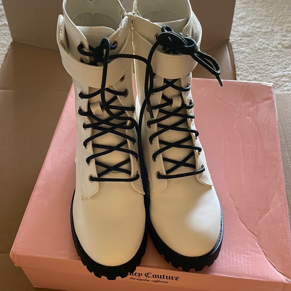 Juicy Couture Women's Lace Up Fall Fashion Boots with Heel and Juicy Ornaments